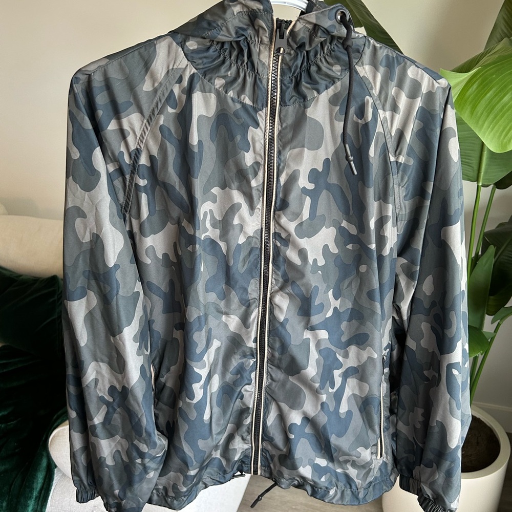 Camouflage Hooded Jacket